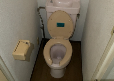 【トイレ】 | ジョイフルハイツ南林間 | トイレは大きさや形、機能、抗菌性などが異なる多種多彩なタイプが各メーカーから出ています。それぞれに良さがあるため、事前にどういったタイプのトイレがいいのかをご家庭内で決めて、内見に行くといいでしょう。