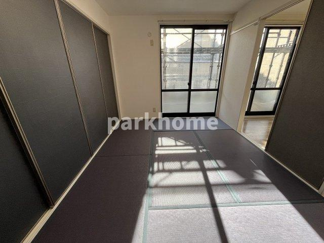 ハイツ岩郷 B棟の和室