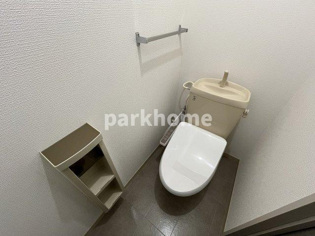 ハイツ岩郷 B棟のトイレ