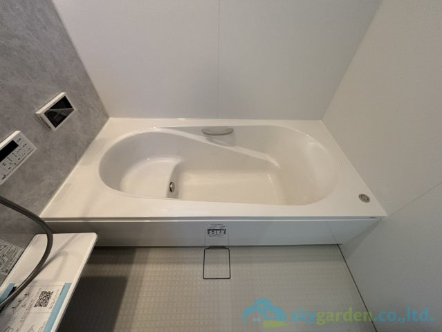 小田原市中新田　未入居戸建　全2棟2号棟の浴室