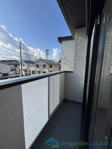 小田原市中新田　未入居戸建　全2棟2号棟のバルコニー