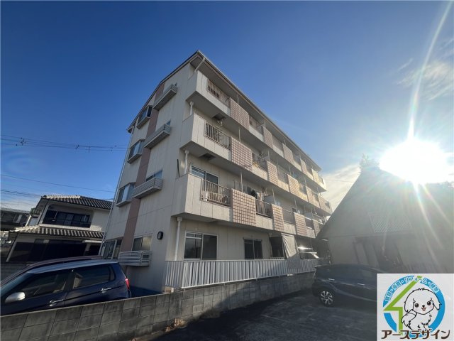 ドゥ・ホーム魚住の外観