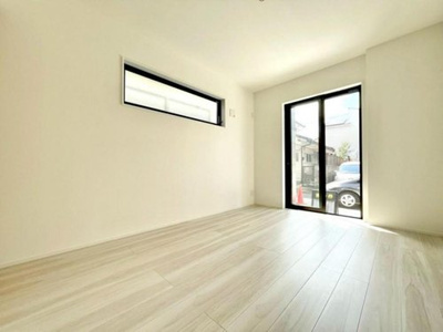 【洋室】 | 新築分譲住宅　小平の家 | こちらは西側6.0帖洋室です。2面採光で1階でも明るい室内。