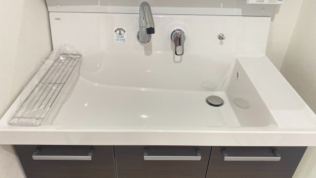 ジークレフ加古川東｜室内リフォームしていますの洗面所|洗面化粧台