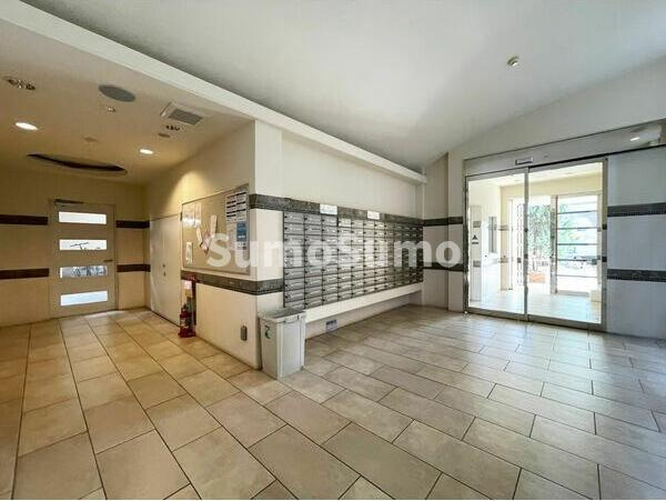 F・PARC西新のエントランス