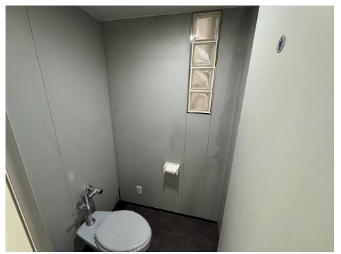 イーエム肥後の内装