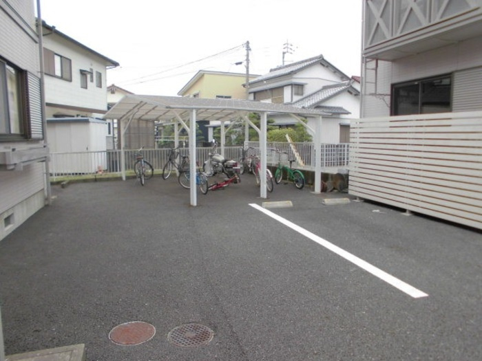 寿ハイツ B棟のその他共用部分|駐輪場