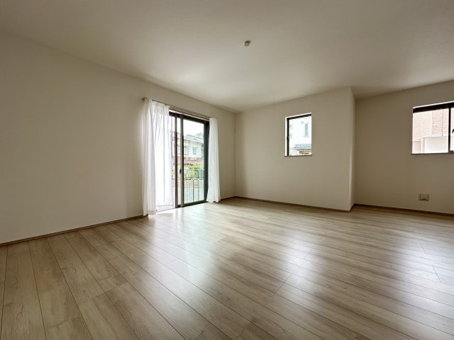 神戸市垂水区南多聞台３丁目新築戸建A号棟の居間・リビング