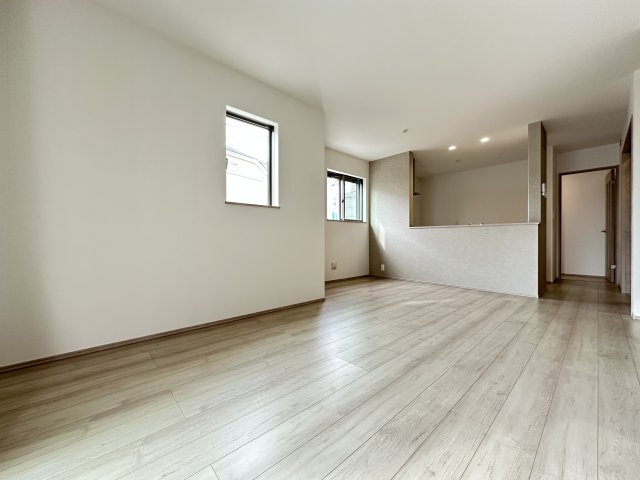 神戸市垂水区南多聞台３丁目新築戸建A号棟の居間・リビング