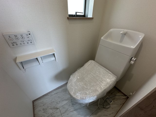 神戸市垂水区南多聞台３丁目新築戸建A号棟のトイレ