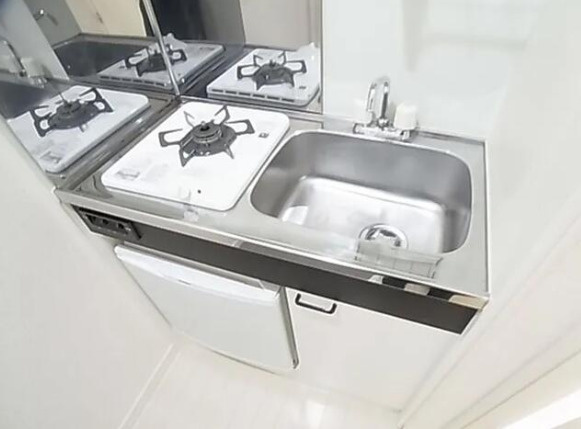 足立区江北７丁目の一棟アパートのキッチン