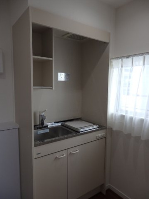 【キッチン】 | ビジネスハイツ中野 | 中野通りと反対側の部屋位置