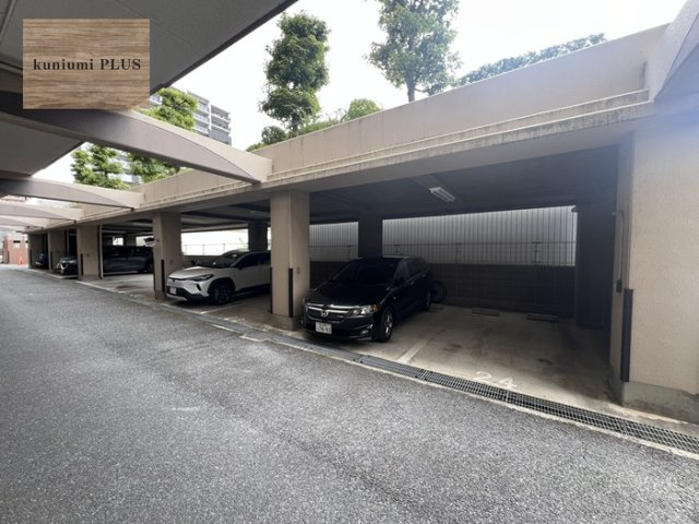 ディオ・フェルティ都島の駐車場