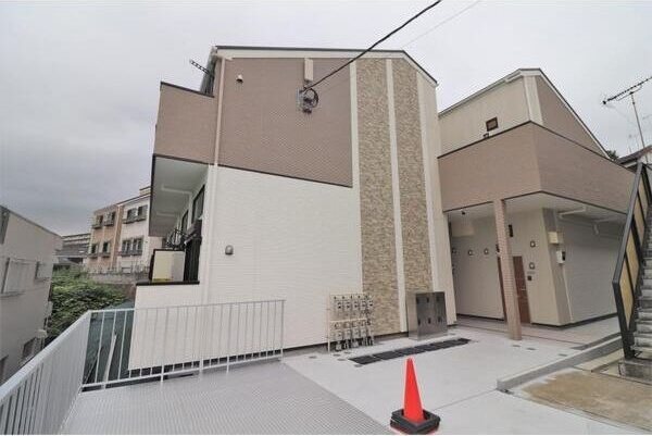 アザーレ・キュリオス横浜