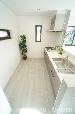 新築　千葉市中央区松ケ丘町のキッチン|＊当日ご案内可＊ご希望の物件まとめてご案内！