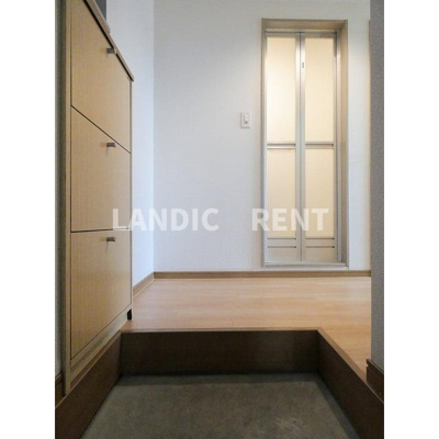 【玄関】 | エミリーコート博多