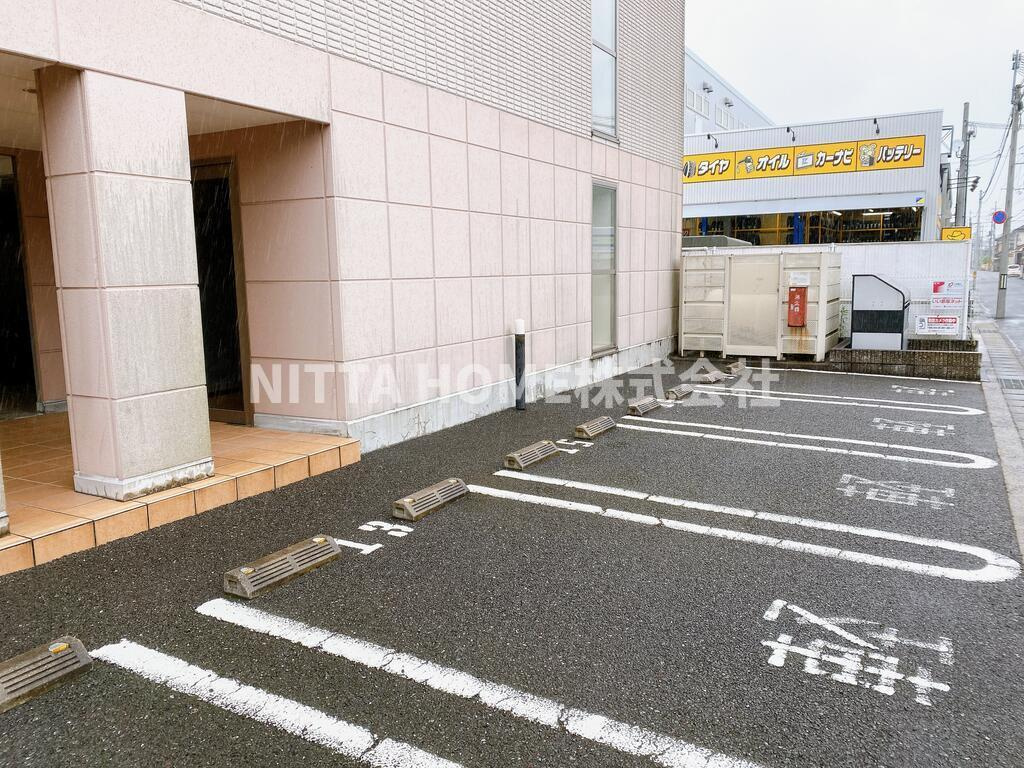 ＬＯＴＵＳ南浜の駐車場|敷地内の駐車スペースになります☆彡