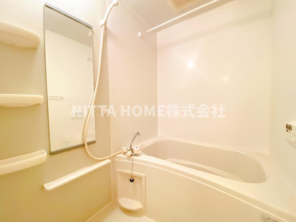 ＬＯＴＵＳ南浜の浴室|追炊き機能＆浴室乾燥付き◇