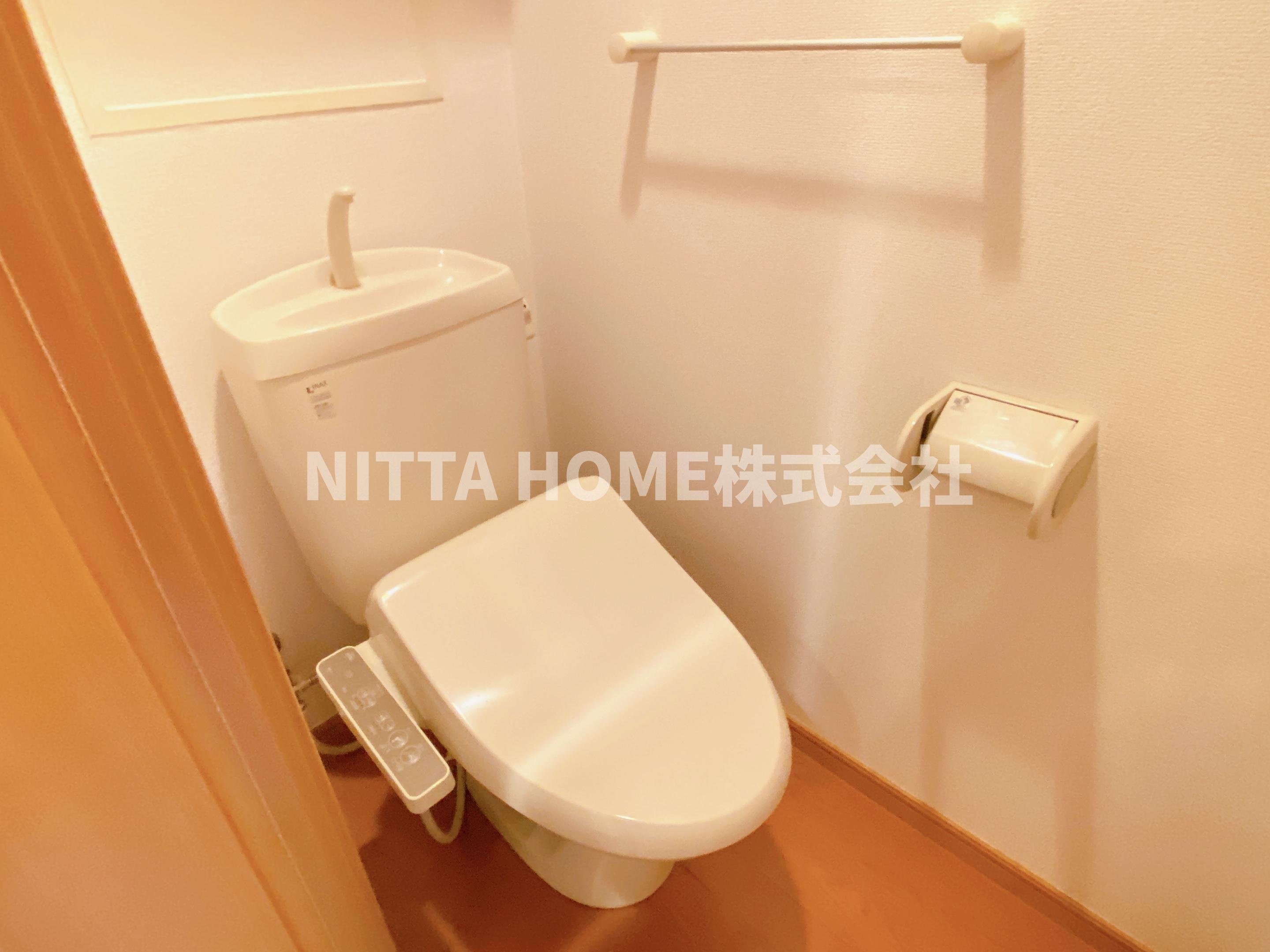 ＬＯＴＵＳ南浜のトイレ|暖房便座のトイレです○