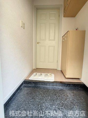 どんどんハウスⅡの玄関