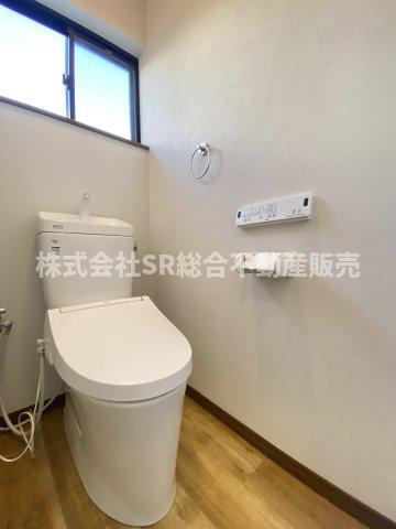 若江西新町3丁目中古戸建のトイレ|温水洗浄便座もございます♪