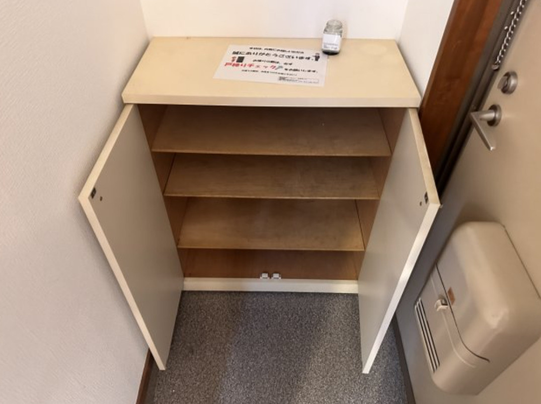 アガサントの玄関