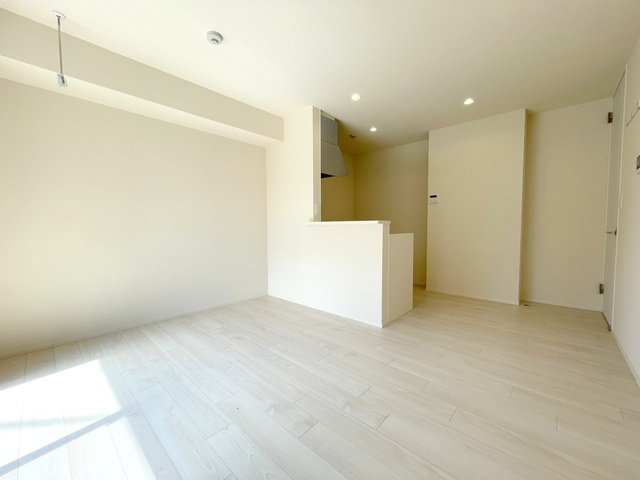 エトワール中村の居間・リビング|★LDK10.5帖★