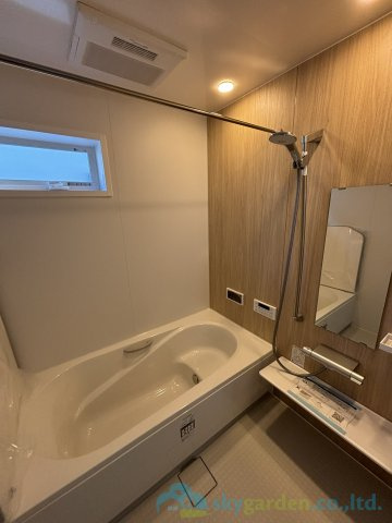 小田原市中新田　未入居戸建　全2棟1号棟の浴室