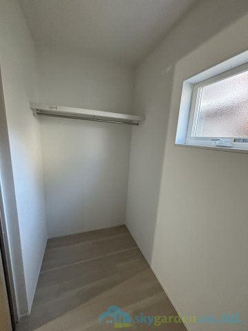 小田原市中新田　未入居戸建　全2棟1号棟の収納