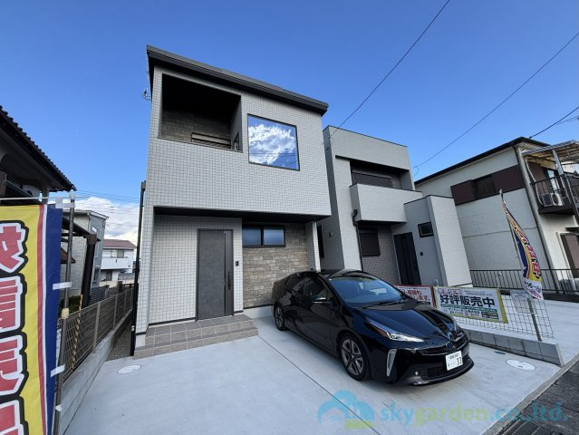 小田原市中新田　未入居戸建　全2棟1号棟の外観