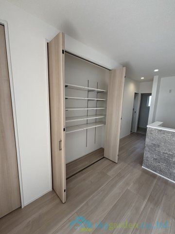 小田原市中新田　未入居戸建　全2棟1号棟の収納