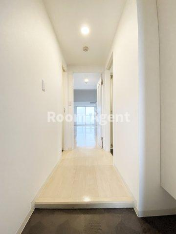 D&Designレジデンス鶴舞の玄関