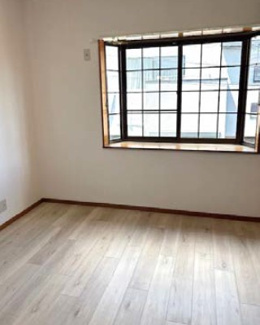 【洋室】 | さいたま市緑区大牧　リフォーム済戸建 | 2F　７畳洋室、出窓があります
