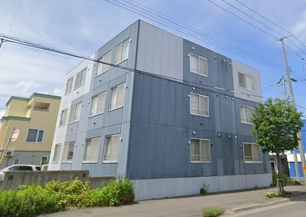 ウィスタリア西岡の外観