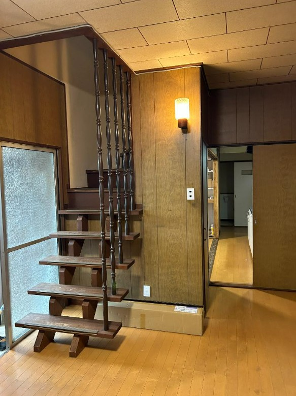 ラウール鶴瀬のロビー