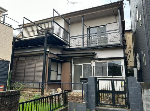 ラウール鶴瀬の外観