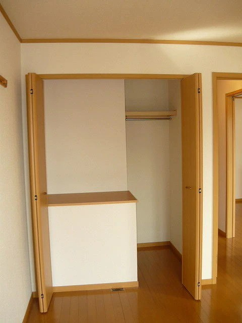 メゾン・ド・エルⅡの収納