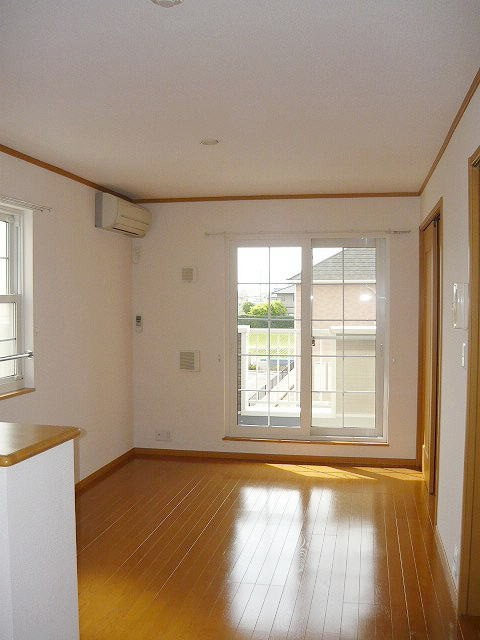 メゾン・ド・エルⅡの居間・リビング