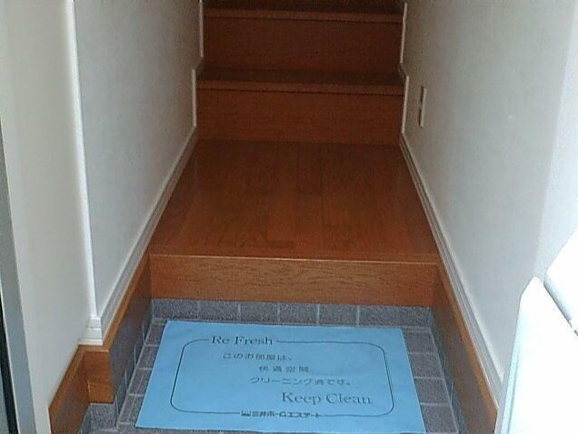 エル・沼袋の玄関