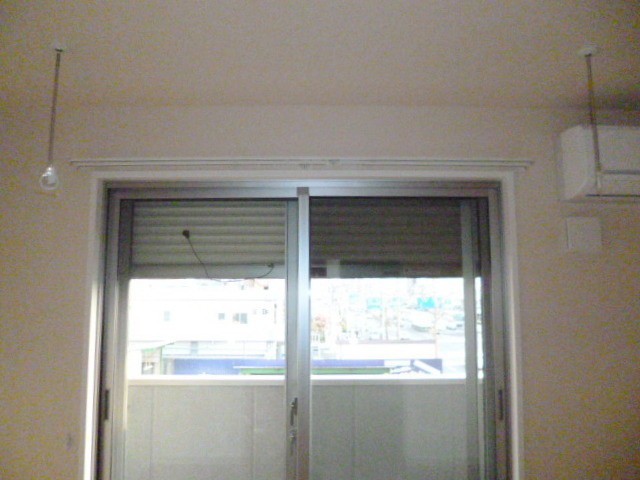 レジデンス光の内装|★防犯シャッター＆室内物干フック★