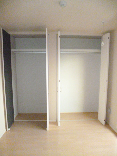 レジデンス光の収納|★壁一面収納★