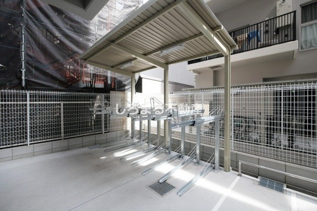 アーバネックス南森町WESTのロビー