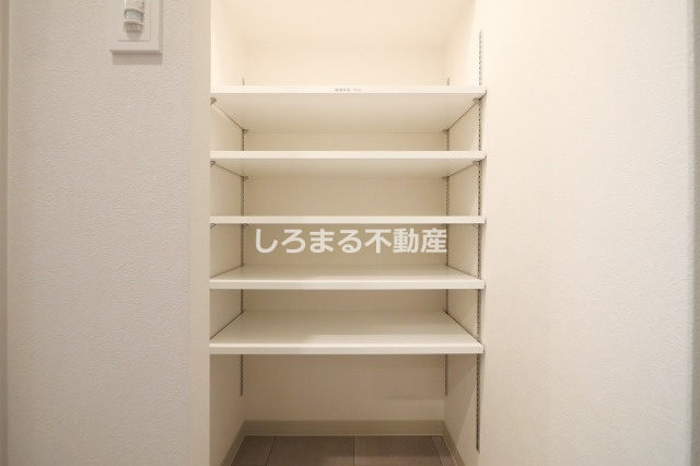 アーバネックス南森町WESTの収納