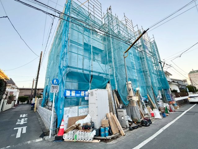 中野区丸山1丁目　新築戸建　残2棟の外観|暮らしの快適さを彩る充実の設備仕様！

現地ご見学希望・資料請求などお気軽にお問い合わせ下さい！
03-5990-5201