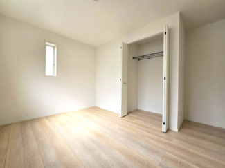 【洋室】 | 高槻市野田1丁目　新築戸建　4区画 | 同仕様内観写真