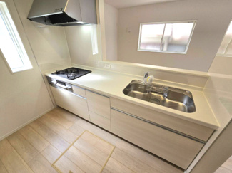 【キッチン】 | 高槻市野田1丁目　新築戸建　4区画 | 同仕様内観写真