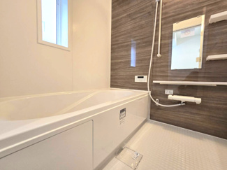 【浴室】 | 高槻市野田1丁目　新築戸建　4区画 | 同仕様内観写真