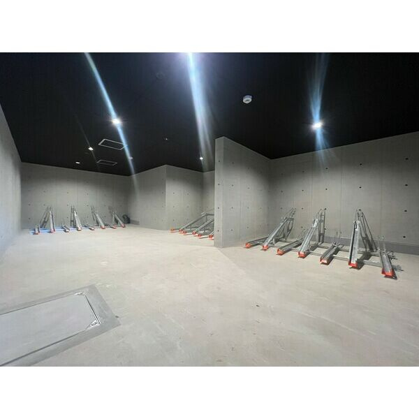 クレストタップ大曽根　名古屋市賃貸　仲介手数料無料の駐車場