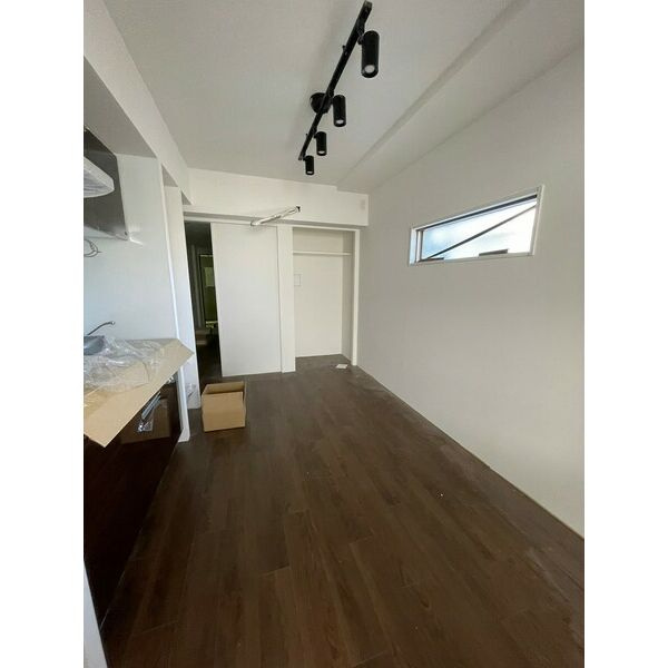 クレストタップ大曽根　名古屋市賃貸　仲介手数料無料の居間・リビング