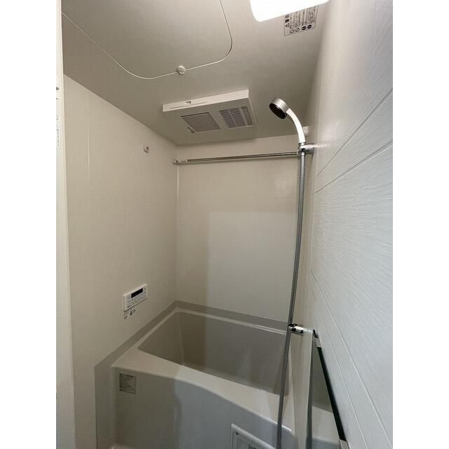 アルファコート西川口１９の浴室